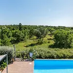 Πανσιόν Chic By 4*