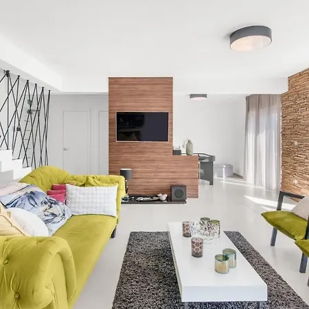 Chic By Vendégház 4*